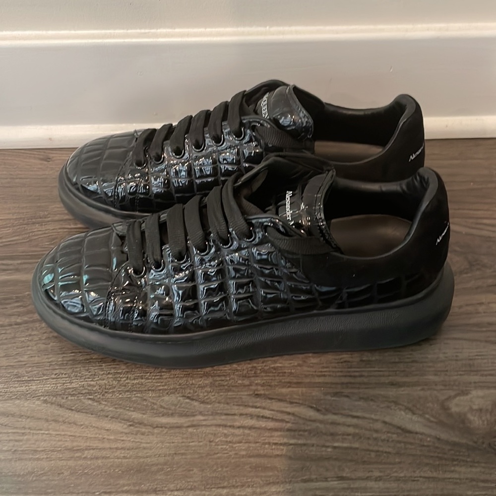 Alexander McQueen
Men's Croc-Embossed Leather Oversized Sneakers
